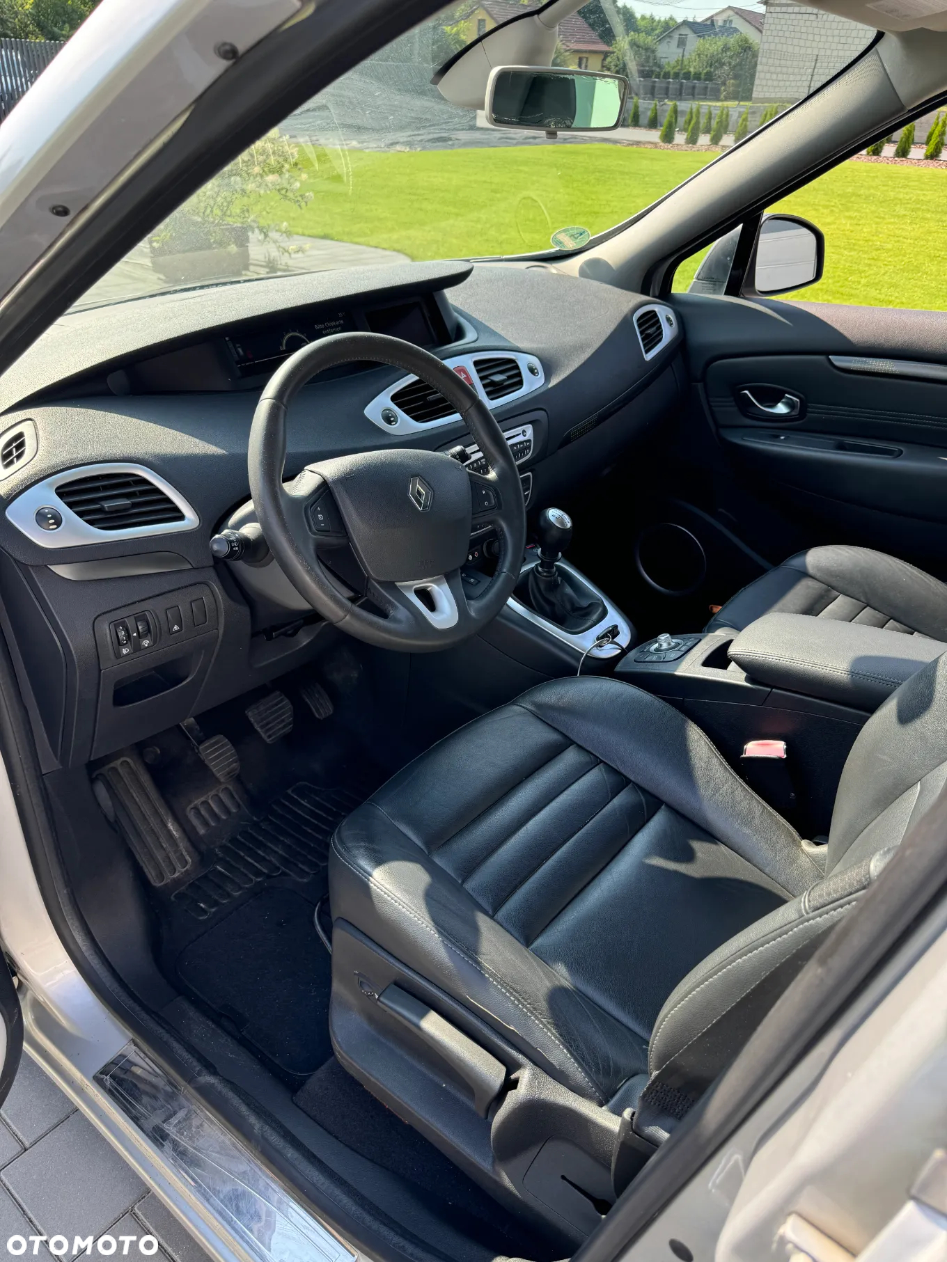 Renault Scenic 1.9 dCi Privilege - 15
