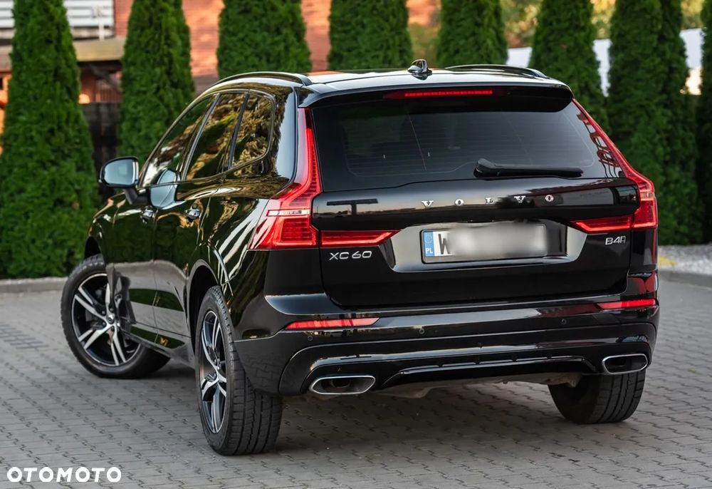 Volvo XC 60 B4 D AWD R-Design - 9