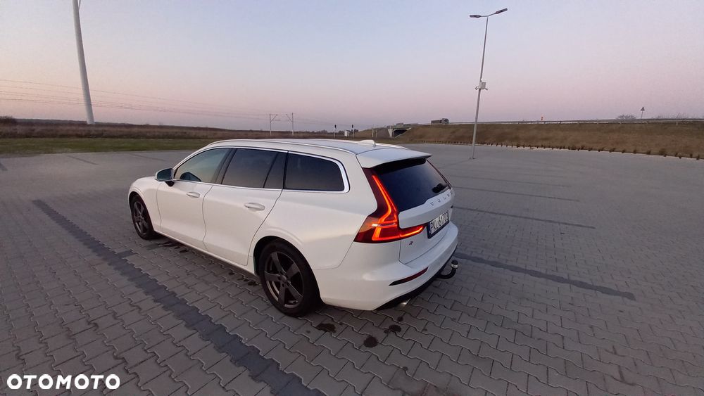 Volvo V60 D3 AWD Momentum - 3