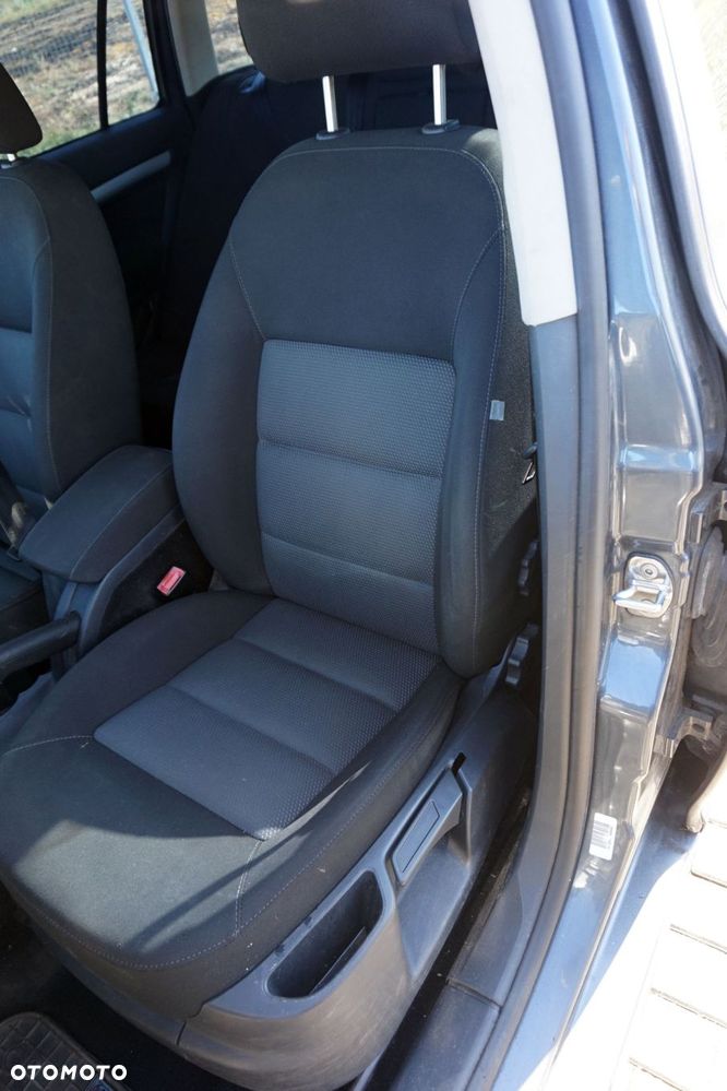 SKODA OCTAVIA II KOMBI 2008 9153 1.6 FSI BLF 115KM JHW SZARY na części - 9