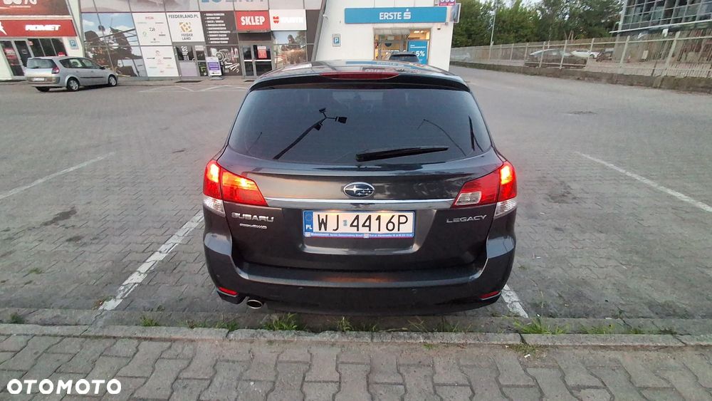 Subaru Legacy 2.0i Trend - 11