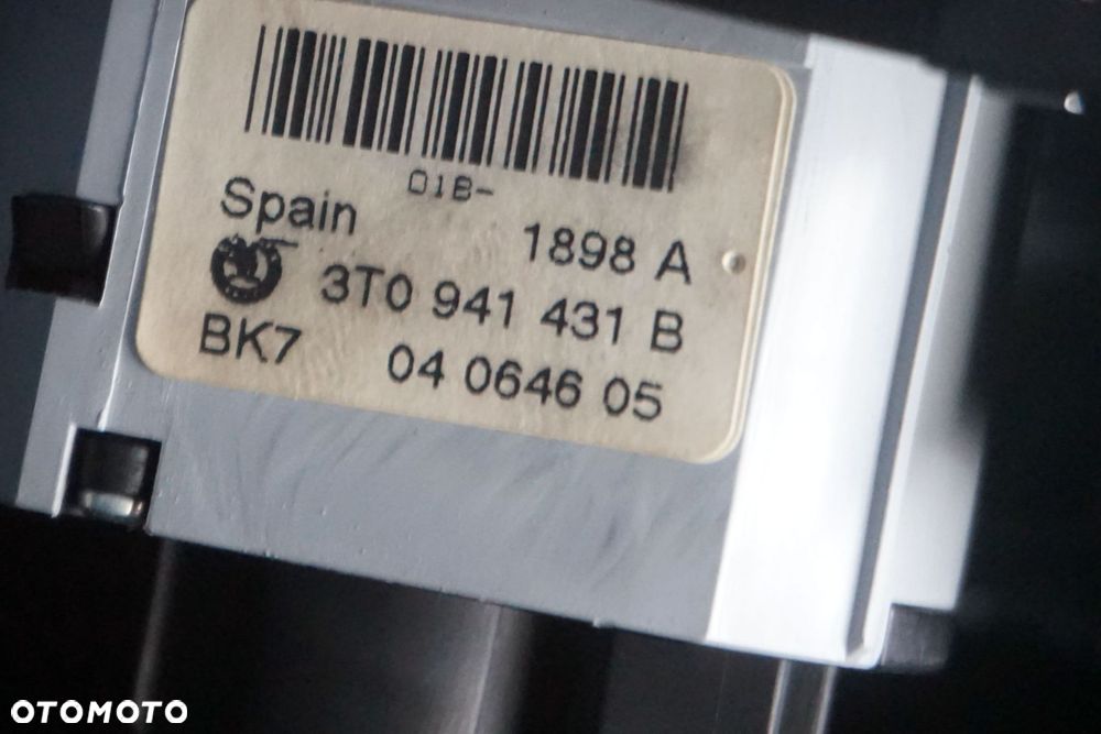 WŁĄCZNIK PRZEŁĄCZNIK ŚWIATEŁ SUPERB 3T0941431B SKODA - 2