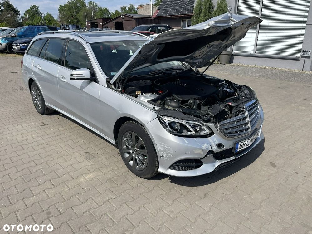 Mercedes-Benz Klasa E 250 BlueTEC 9G-TRONIC Classic - 2