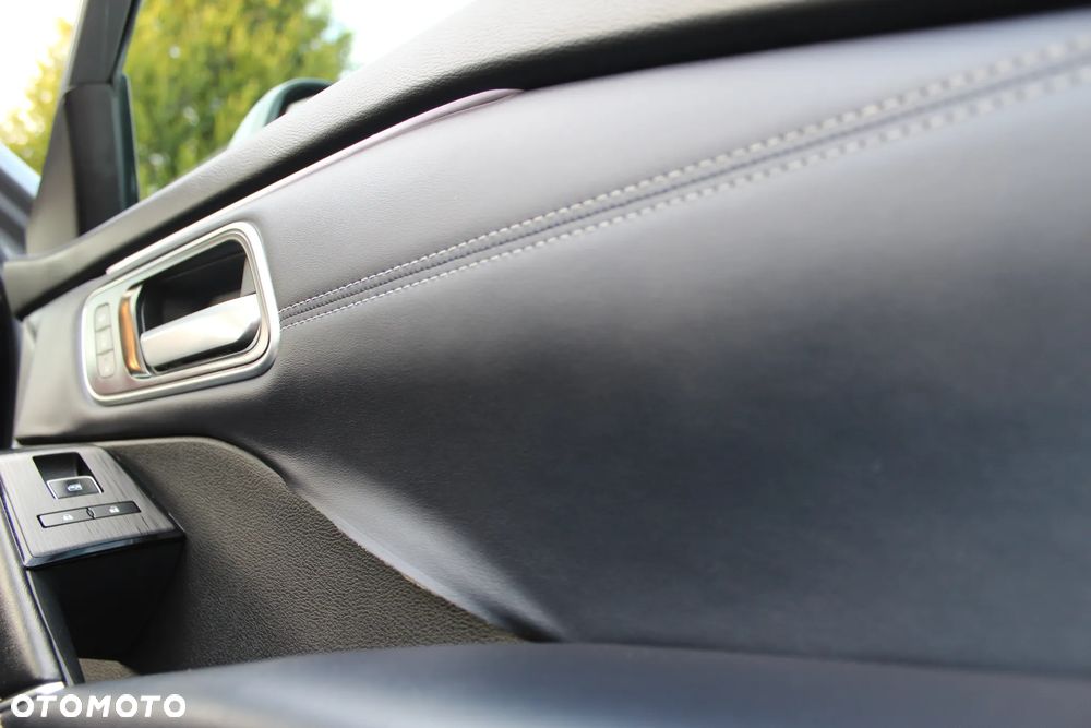 Nissan Qashqai 1.3 DIG-T MHEV Premiere Edition Xtronic - 18
