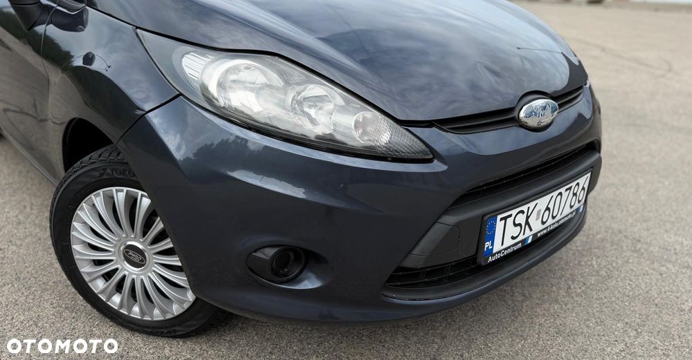Ford Fiesta 1.6 TDCi Titanium - 9