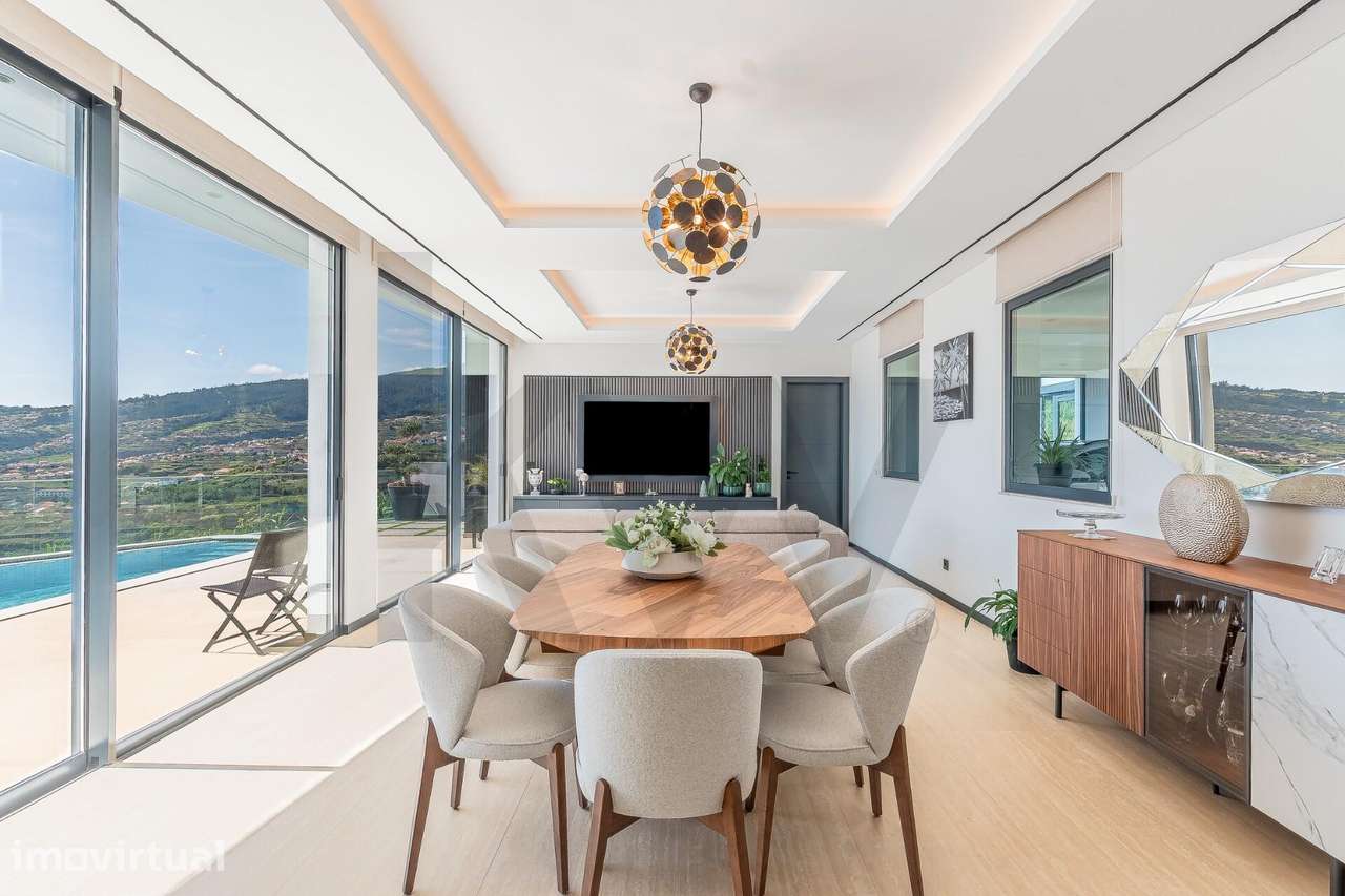 Moradia T3 com Piscina e Vista Mar | Arco da Calheta - Grande imagem: 4/18