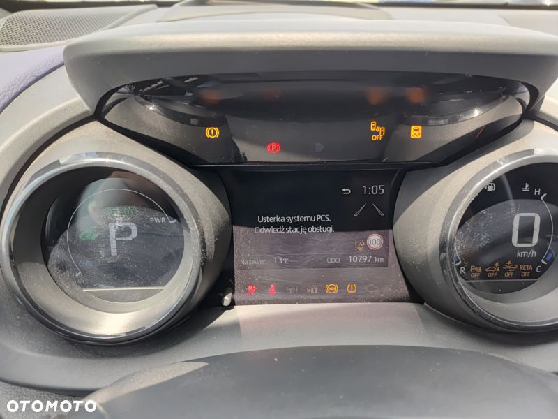 Toyota Yaris - 32