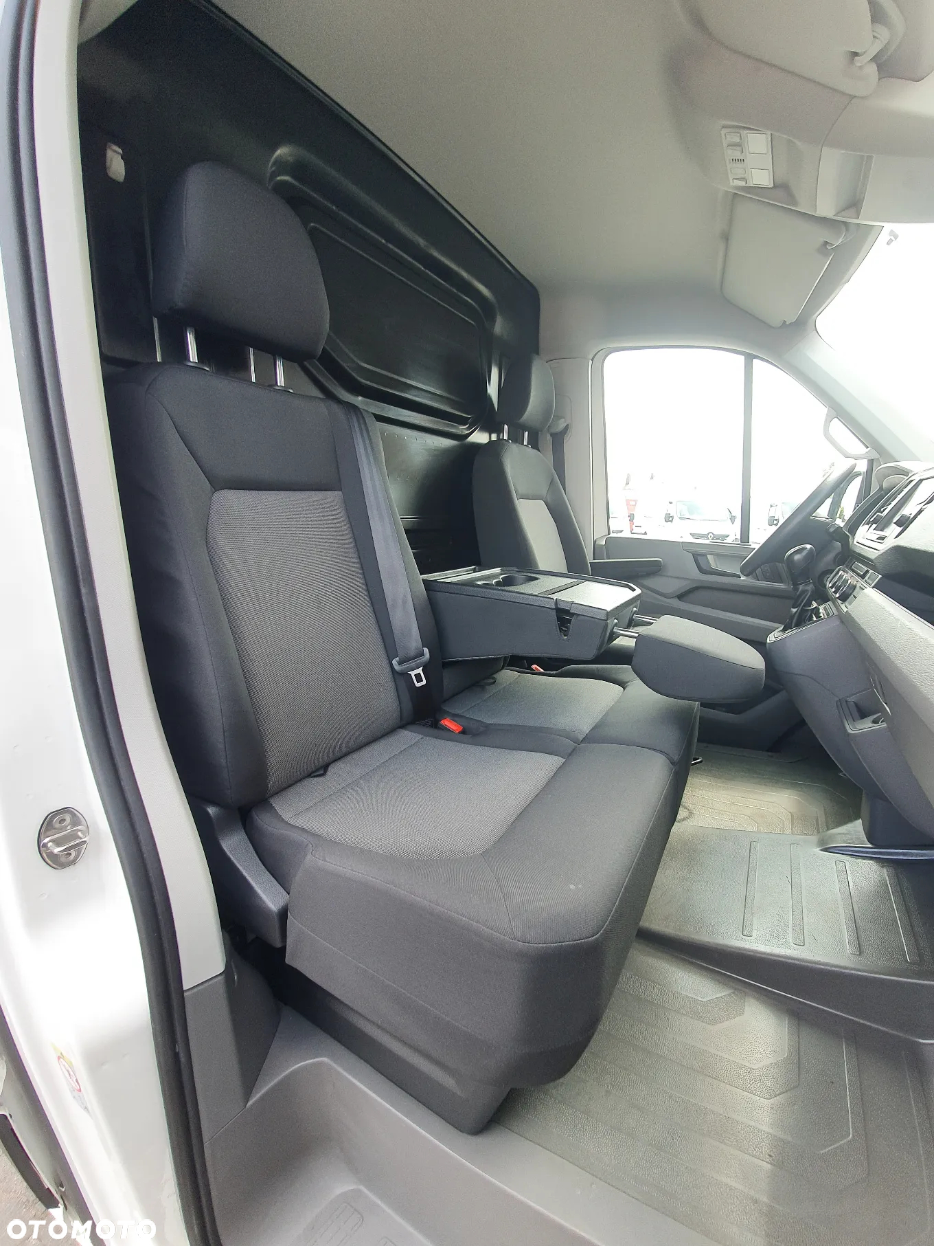 Volkswagen CRAFTER - 16