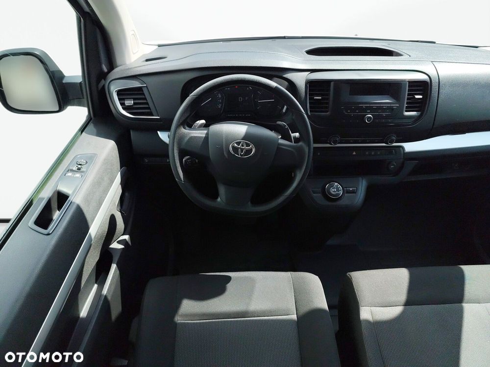 Toyota Proace Verso - 18