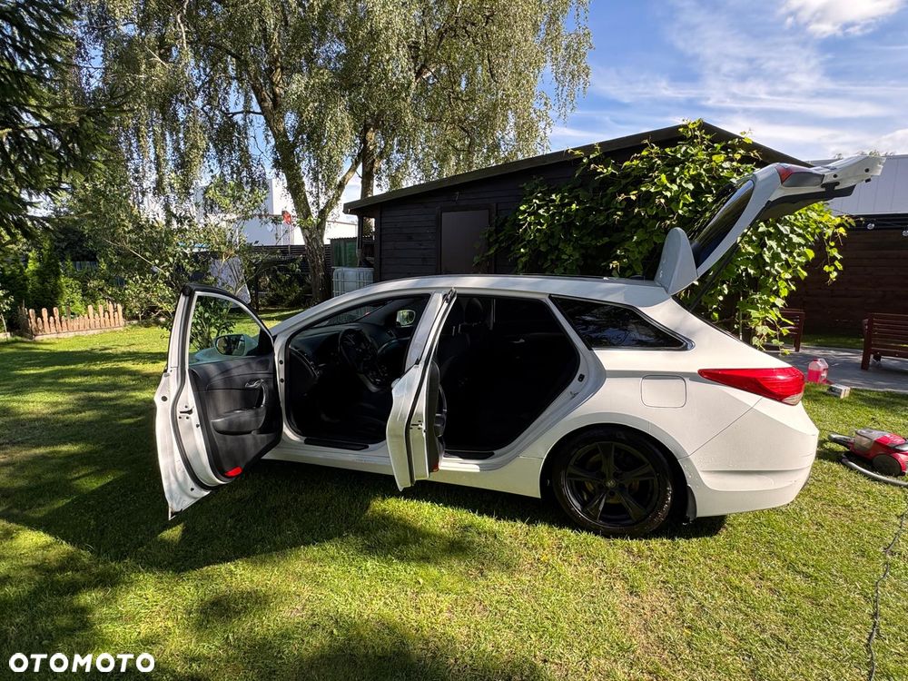 Hyundai i40 1.7 CRDi Automatik Premium - 11