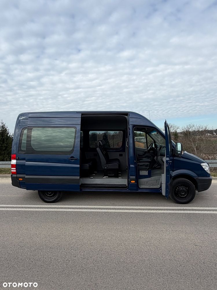 Mercedes-Benz Sprinter - 22