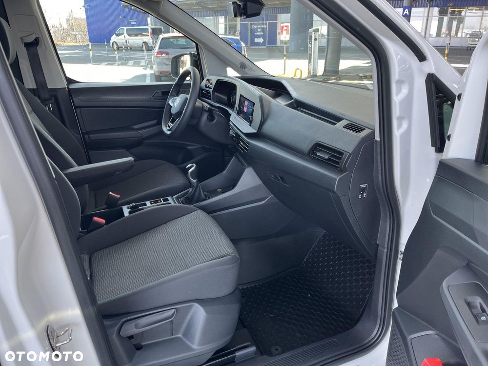 Volkswagen Caddy 2.0 TDI 102 KM skrzynia manualna - 20