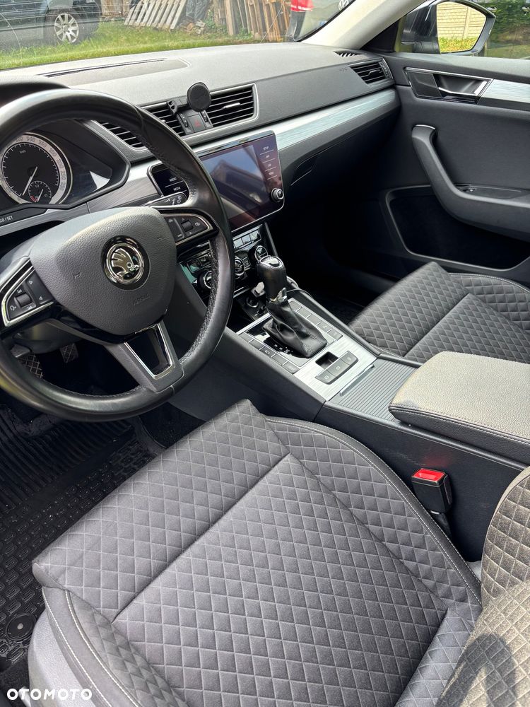 Skoda Superb 2.0 TSI Ambition DSG - 12