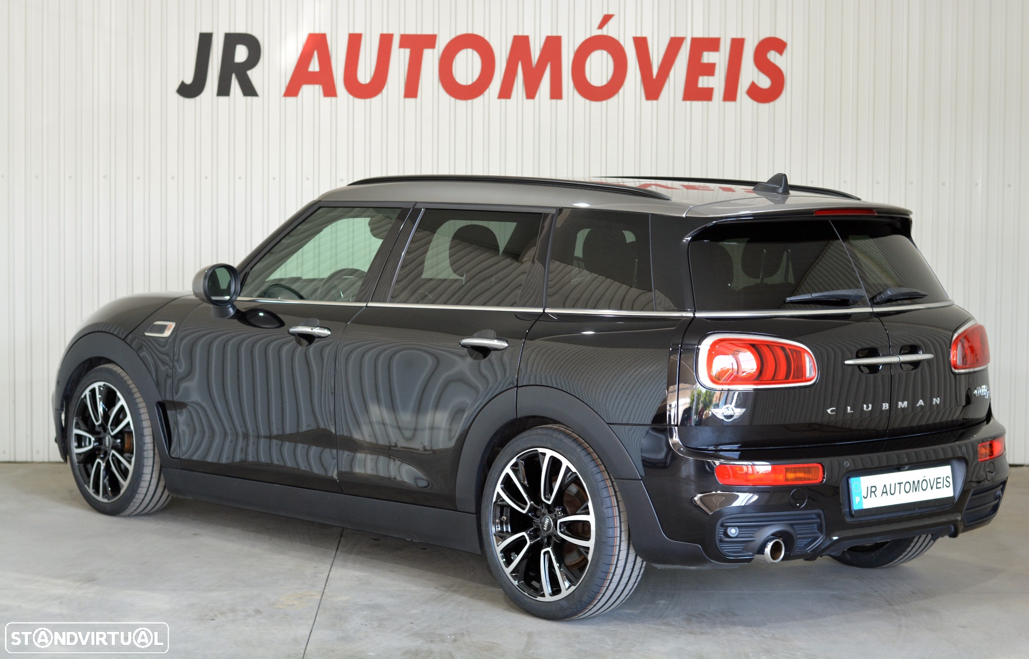 MINI Clubman Cooper D Aut. JCW - 6