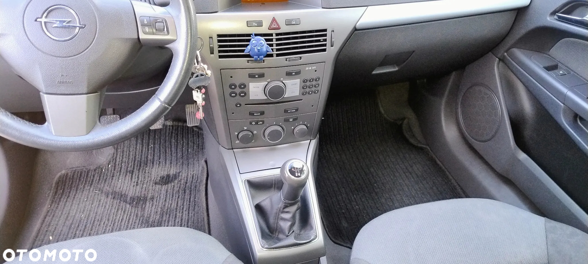 Opel Astra GTC 1.6 - 13