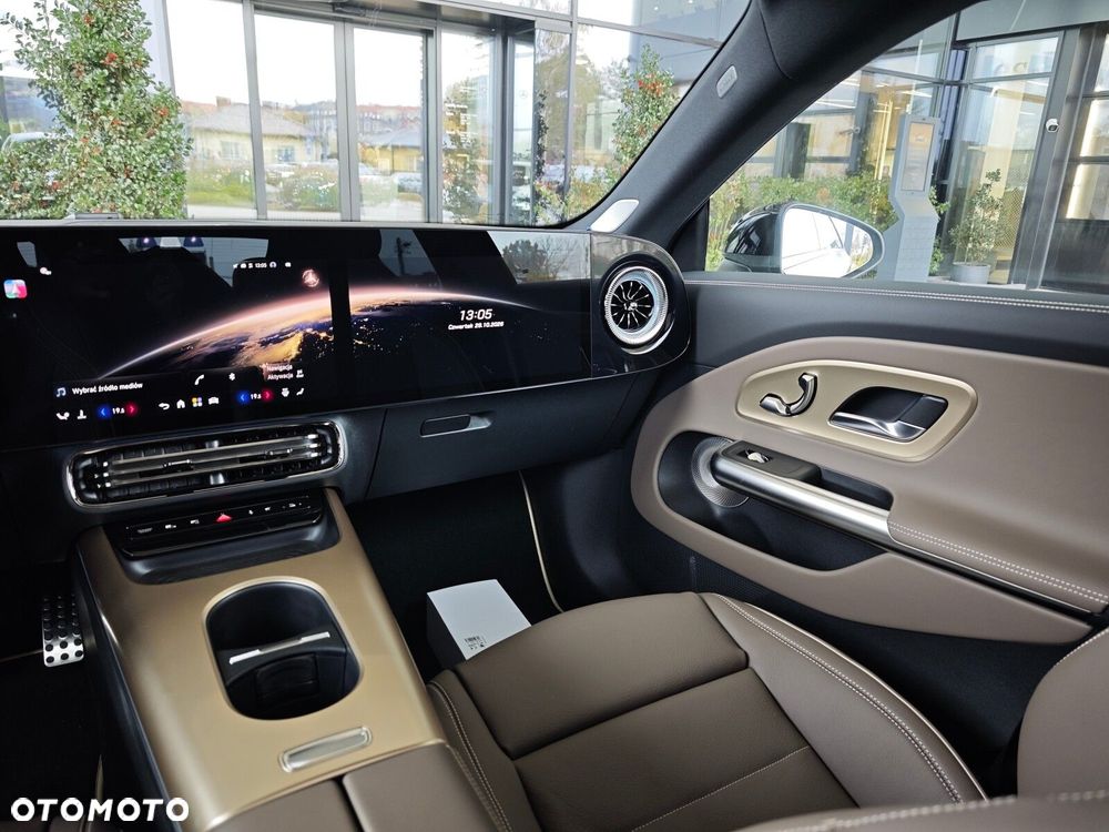 Mercedes-Benz CLA - 18