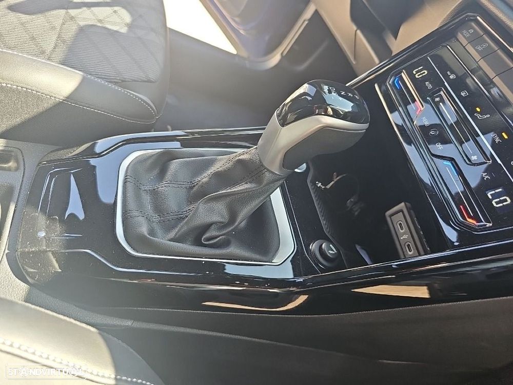 VW T-Roc 2.0 TDI R-Line DSG - 21