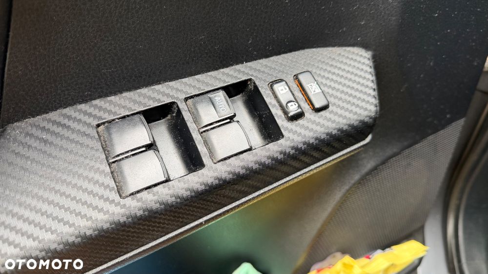 Toyota RAV4 2.0 D-4D Active - 19