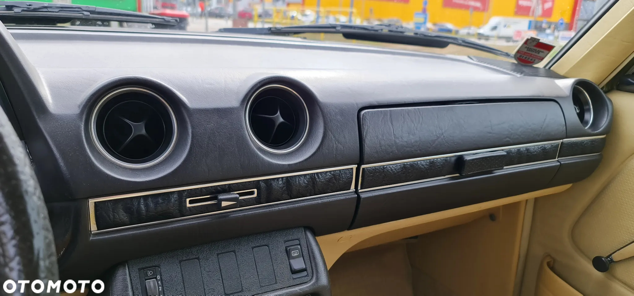 Mercedes-Benz W123 - 8