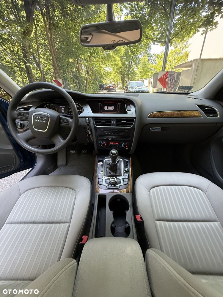 Audi A4 Avant 2.0 TDI - 23