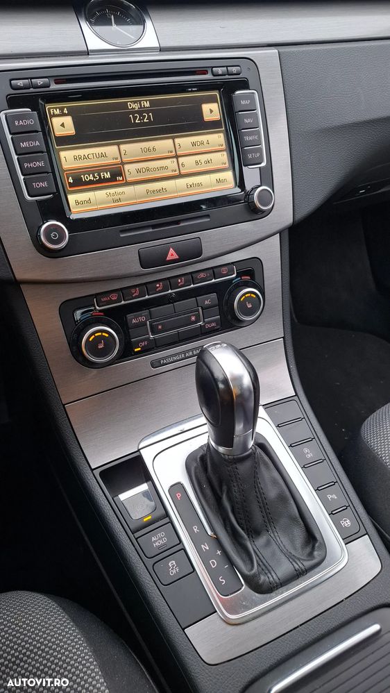 Volkswagen Passat 2.0 TDI DPF DSG Comfortline - 12