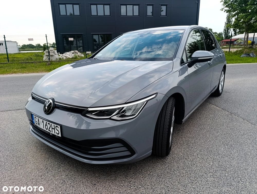 Volkswagen Golf 1.5 eTSI EVO Life DSG - 1