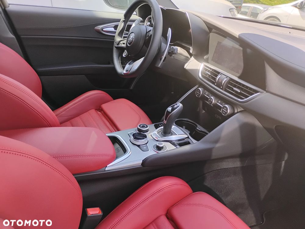 Alfa Romeo Giulia 2.0 Turbo Veloce Q4 - 5