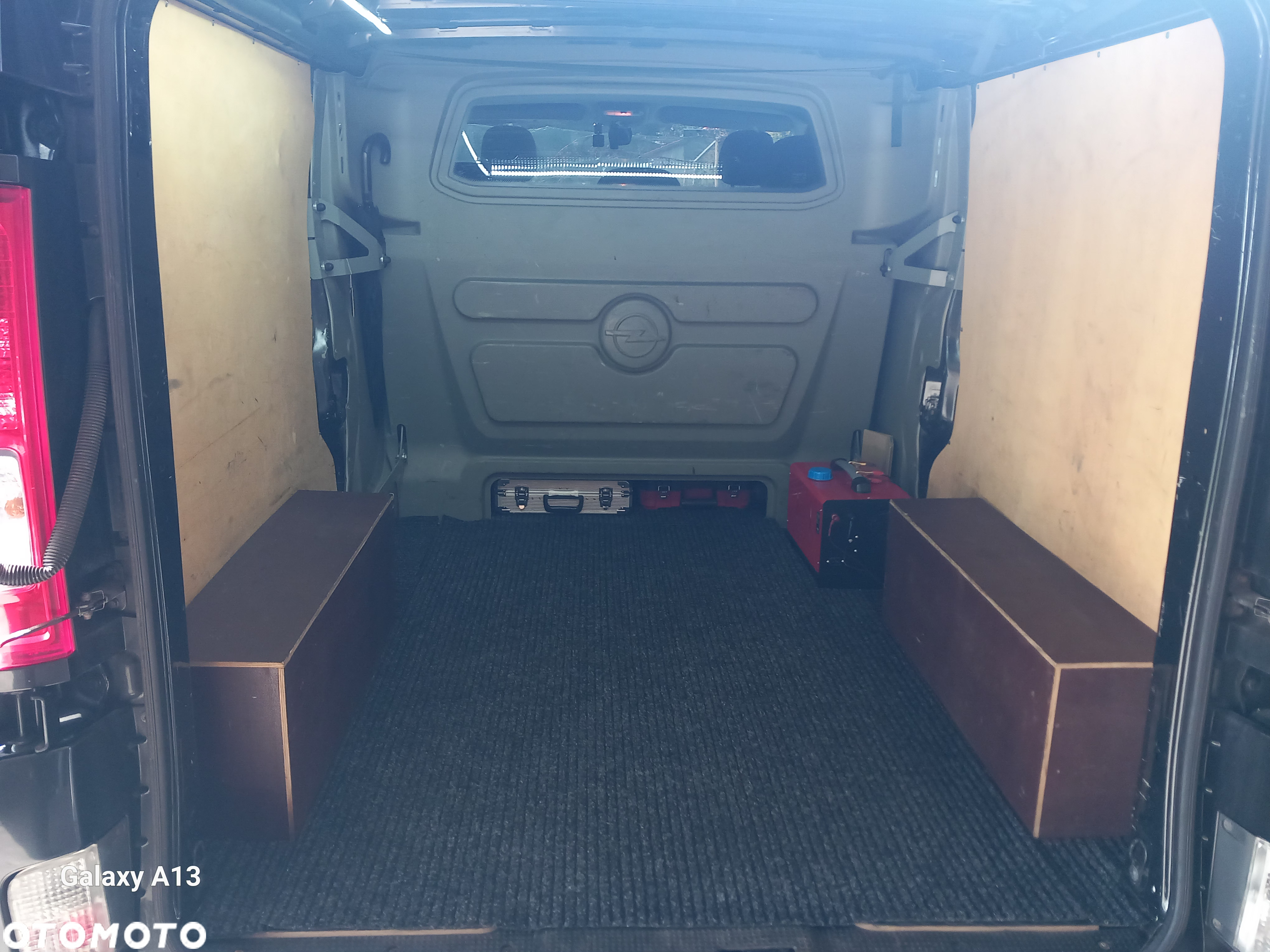 Opel Vivaro 2.0 CDTI L2H1 DPF - 21