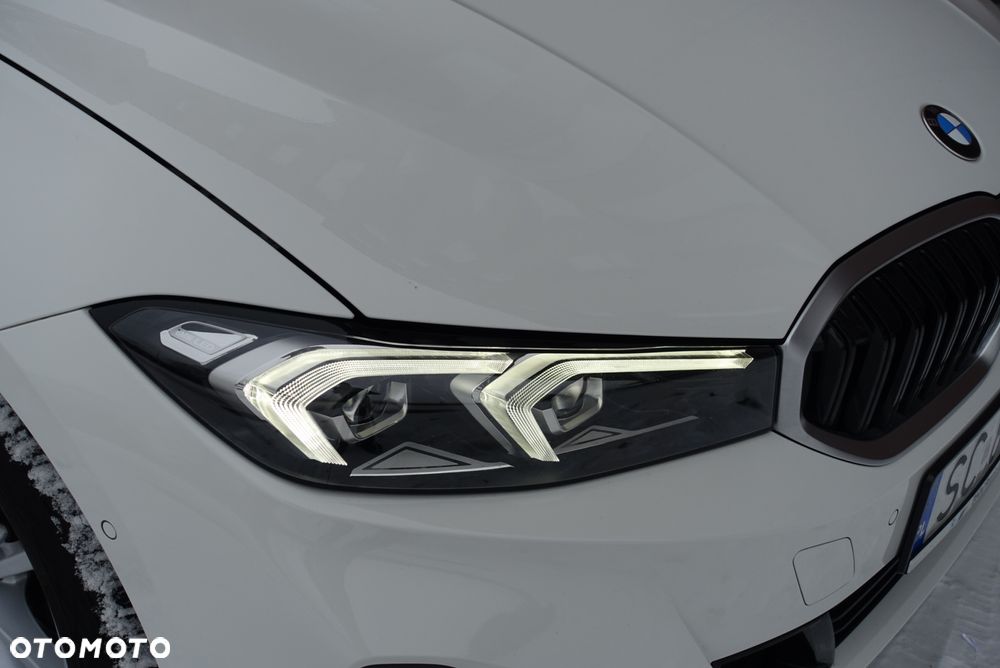 BMW Seria 3 318d - 21