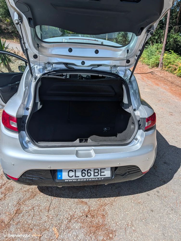 Renault Clio - 8