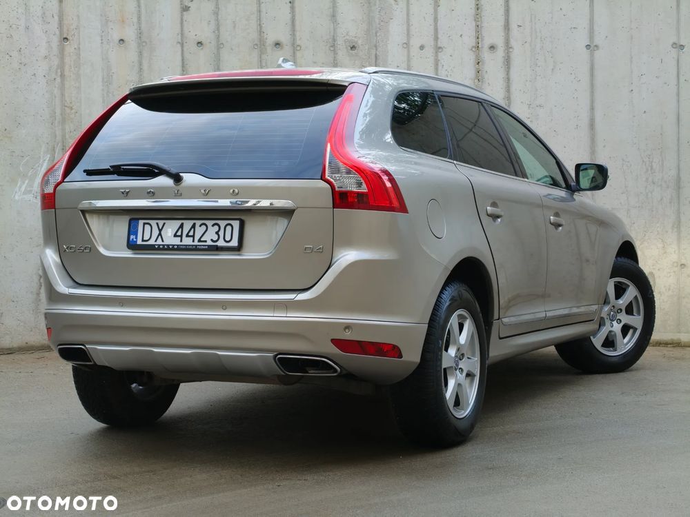 Volvo XC 60 D4 Drive-E Momentum - 22