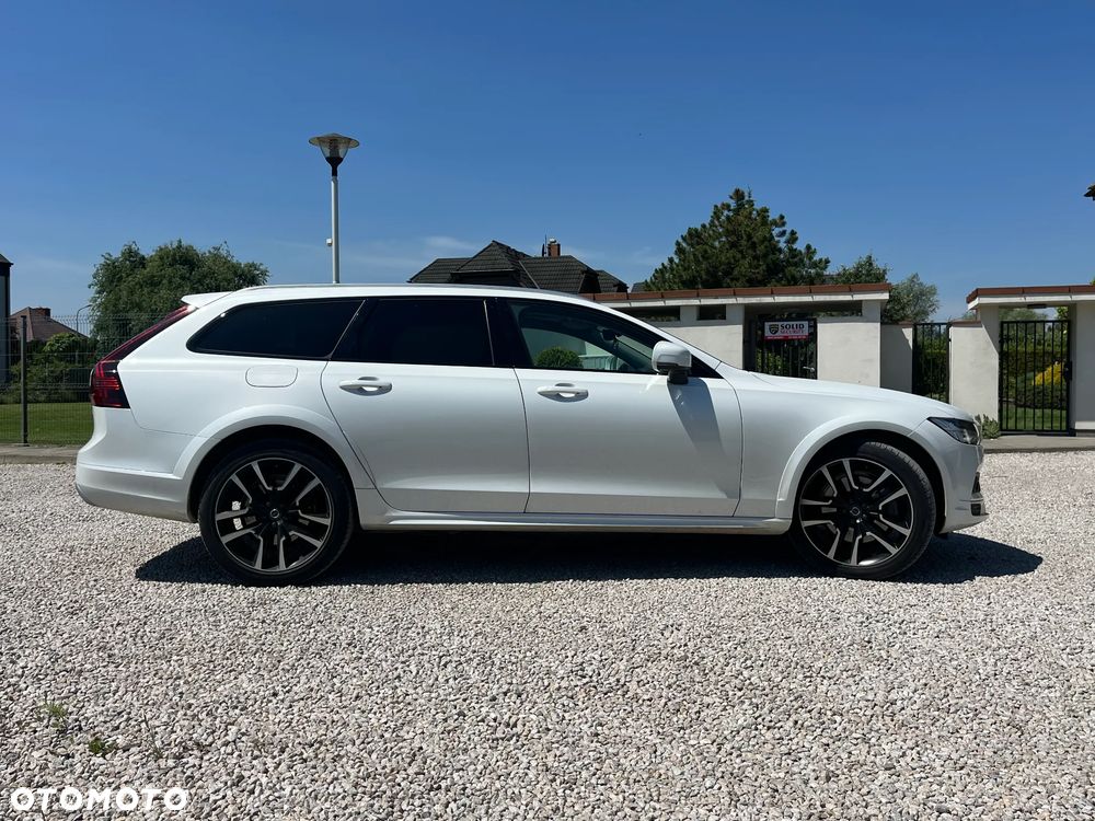 Volvo V90 Cross Country B5 D AWD Ultimate - 7