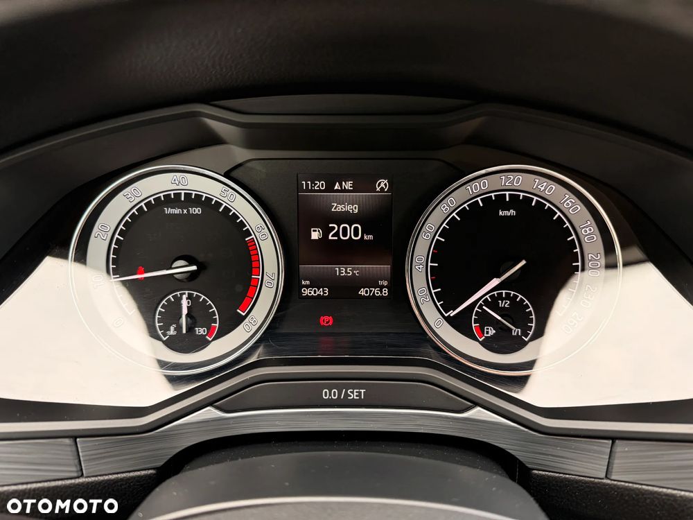 Skoda Superb 1.5 TSI Ambition - 33