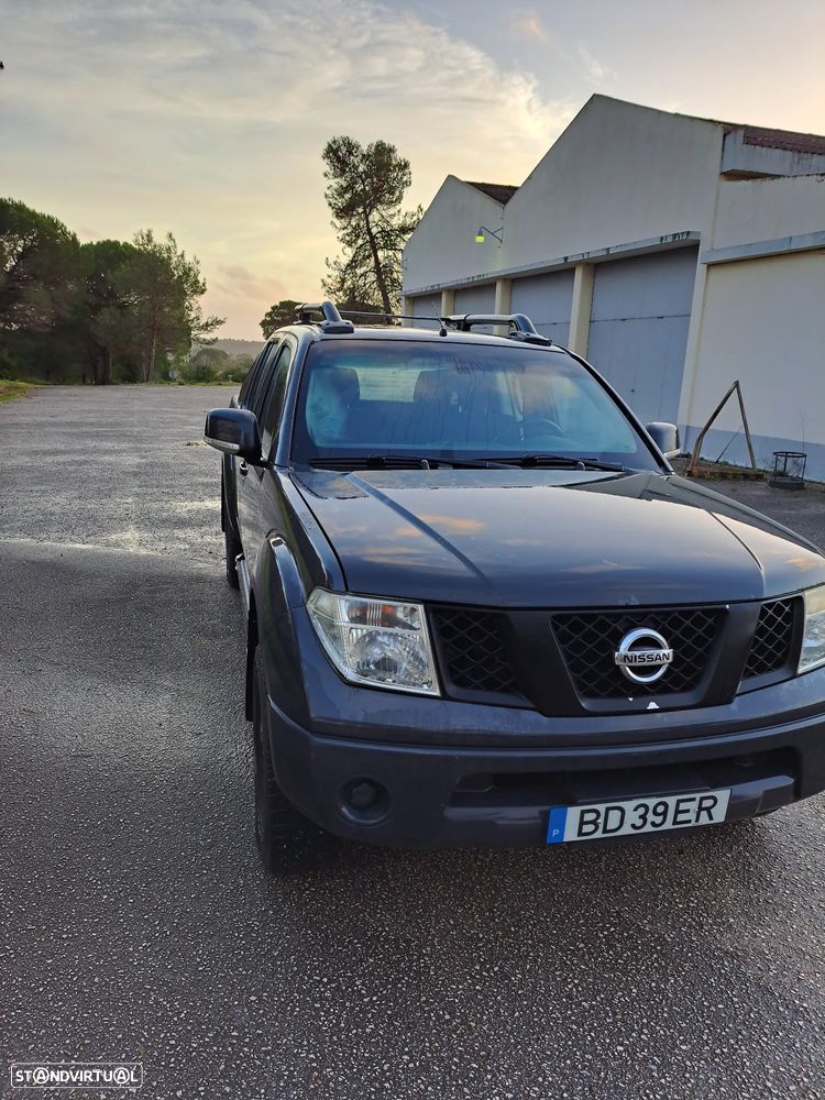Nissan Navara 2.5 dCi CD XE - 2