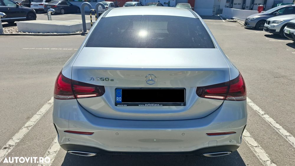 Mercedes-Benz A 250 e Aut. - 3
