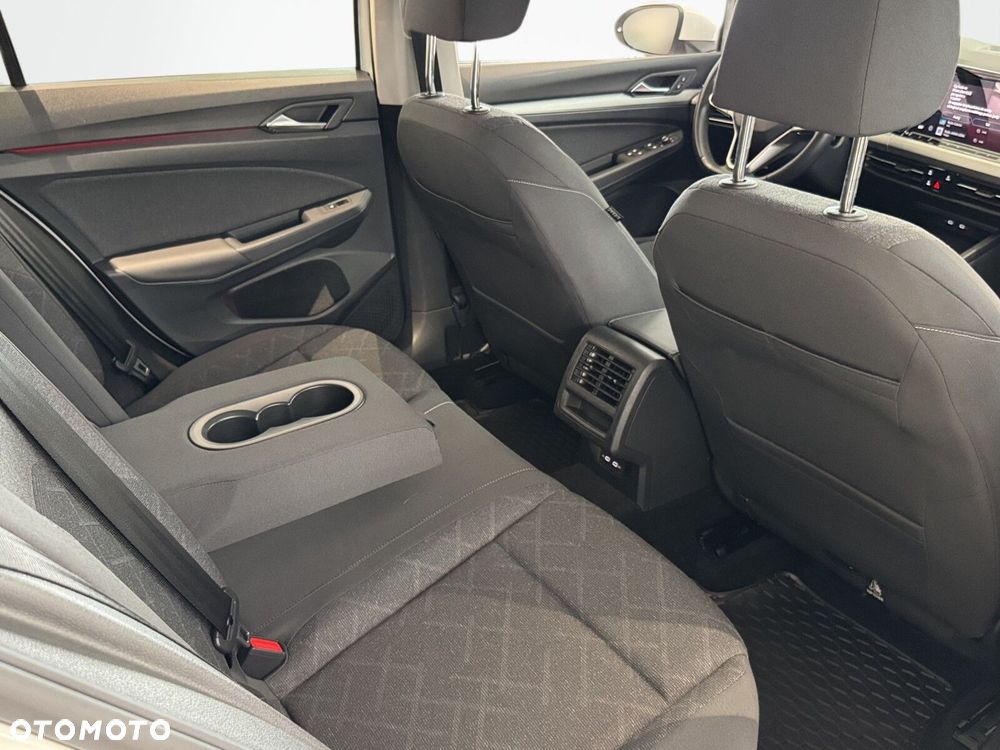 Volkswagen Golf - 17