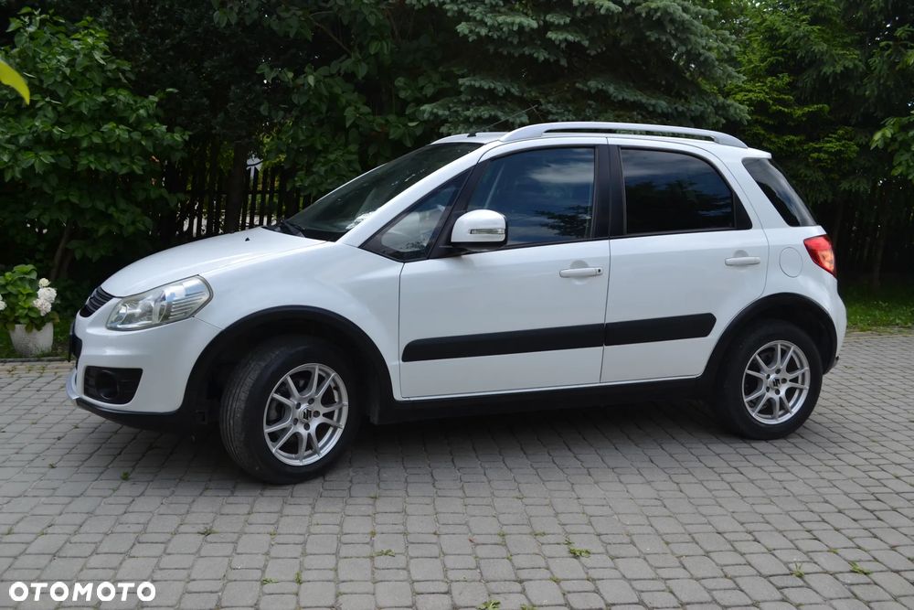 Suzuki SX4 1.6 Premium 4WD - 2