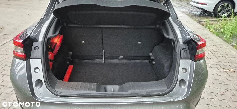 Nissan Juke 1.0 DIG-T N-Connecta DCT - 13
