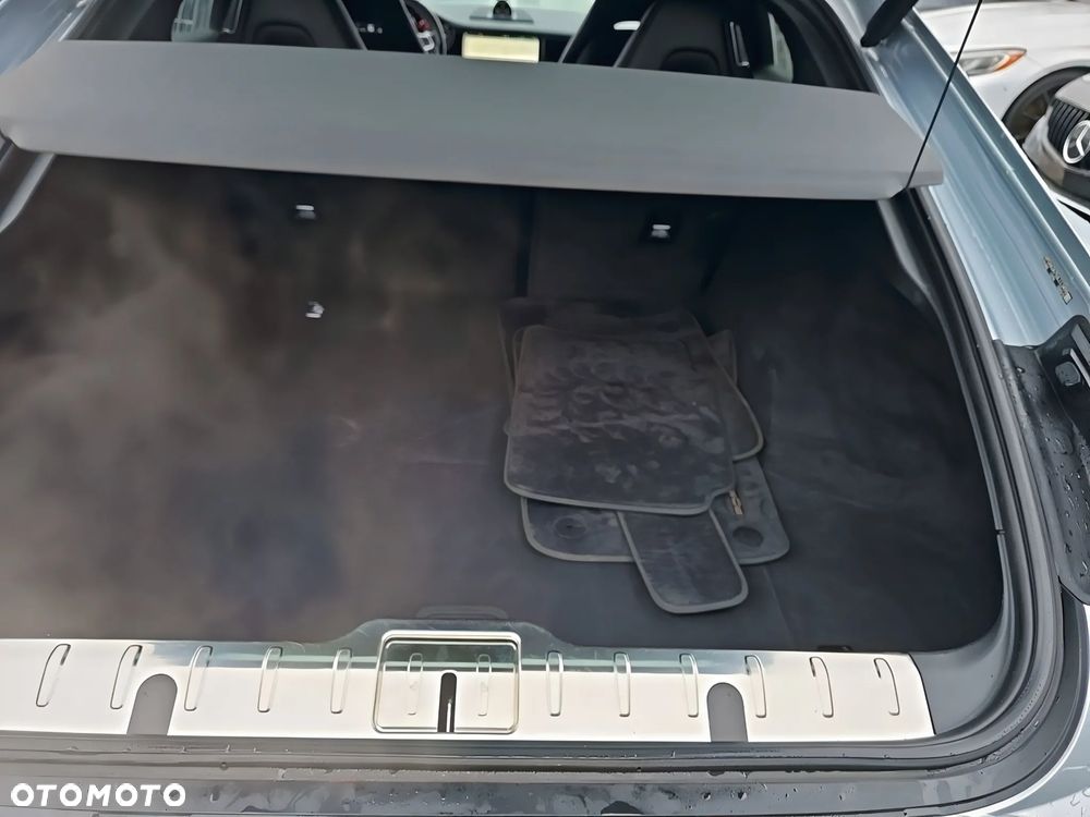 Porsche Panamera 4 Edition 10 Jahre - 10