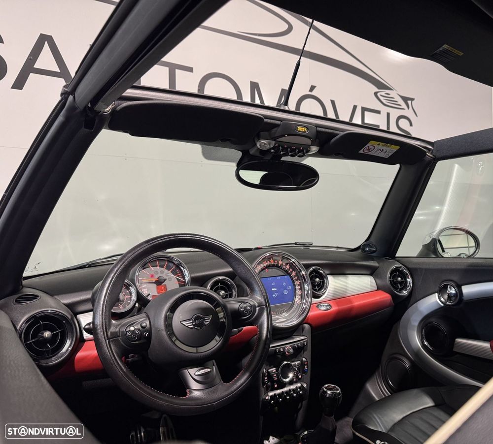 MINI 3 Portas John Cooper Works 153g - 14