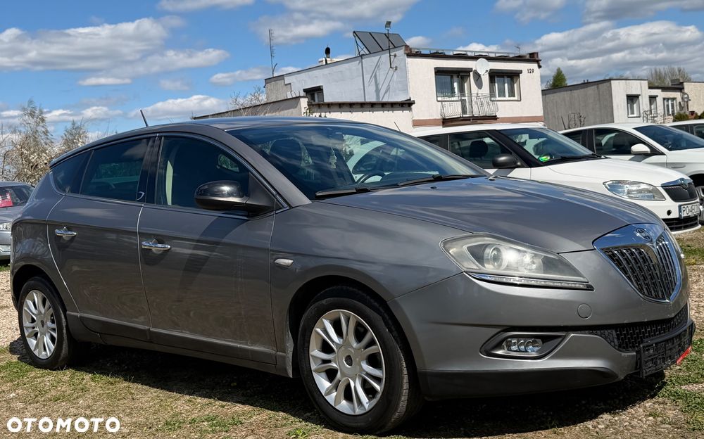 Lancia Delta 1.6 MultiJet 16v Silver - 17