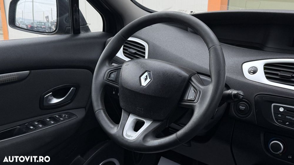 Renault Scenic - 15