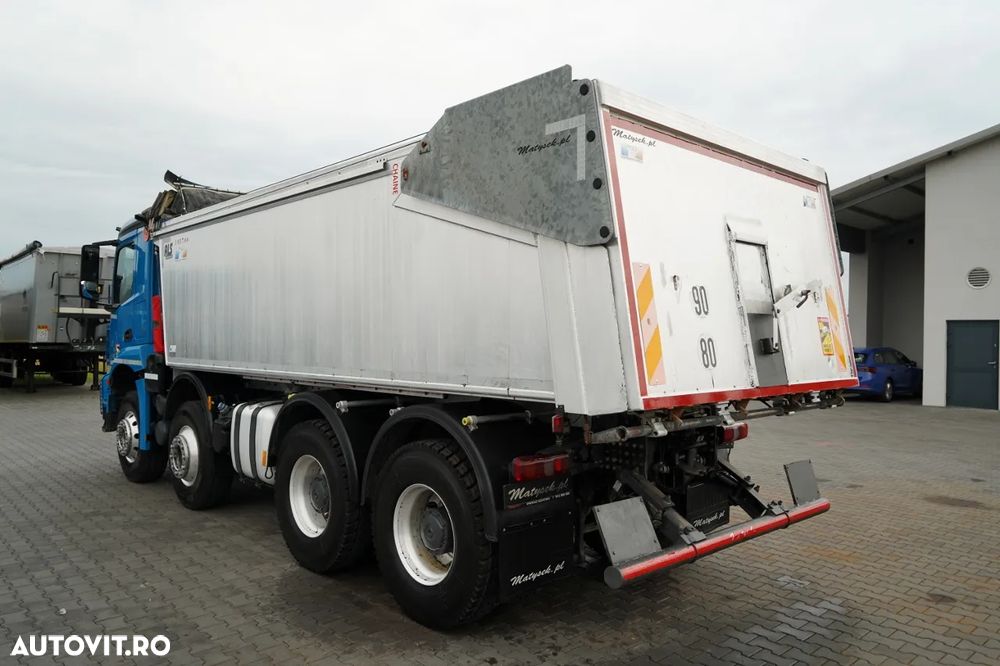 Mercedes-Benz AROCS 3243 / 8x4 / BASCULANĂ 20mc / BASCULANĂ SPATE / EURO 6 / PNEURI 100% / ÎNCĂRCARE: 19.500 KG / HIDROCLAP - 16