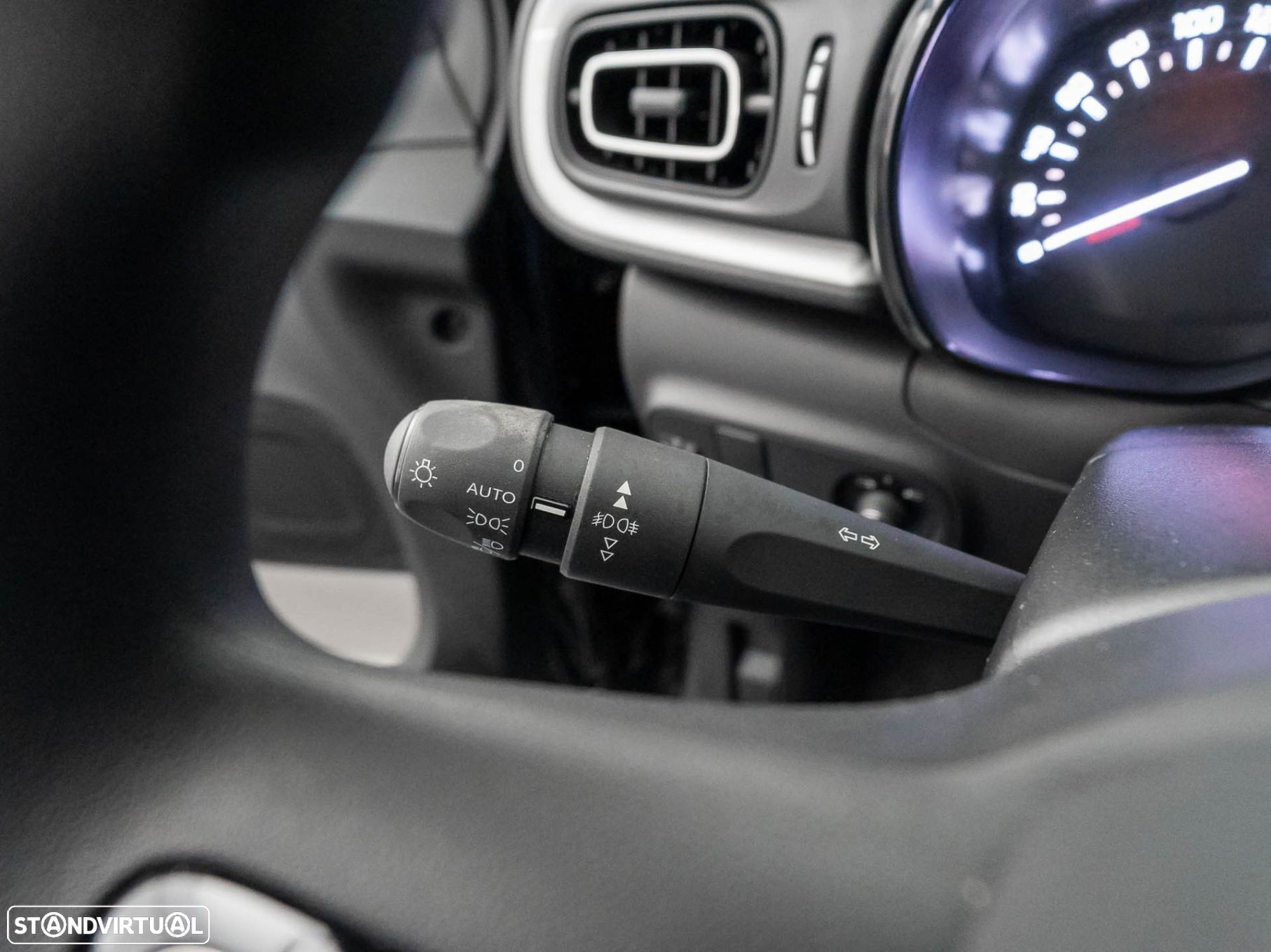 Citroën C3 1.2 PureTech Shine Pack - 19