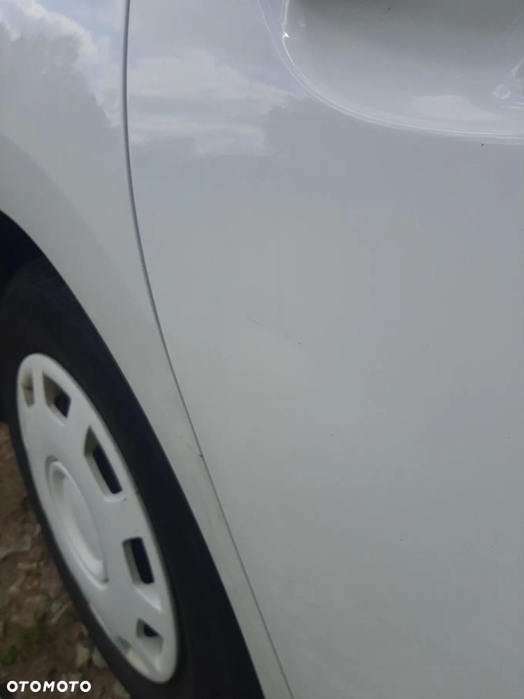 Toyota Auris 1.6 Dynamic - 11