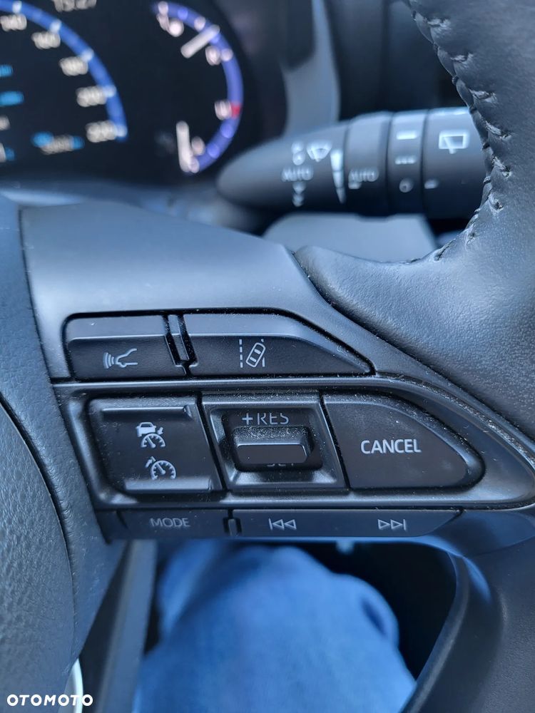 Toyota Yaris Cross Hybrid 1.5 Comfort - 16