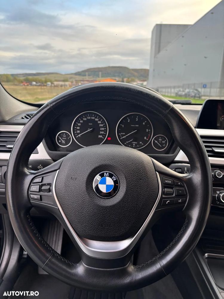 BMW Seria 3 316d Touring - 14