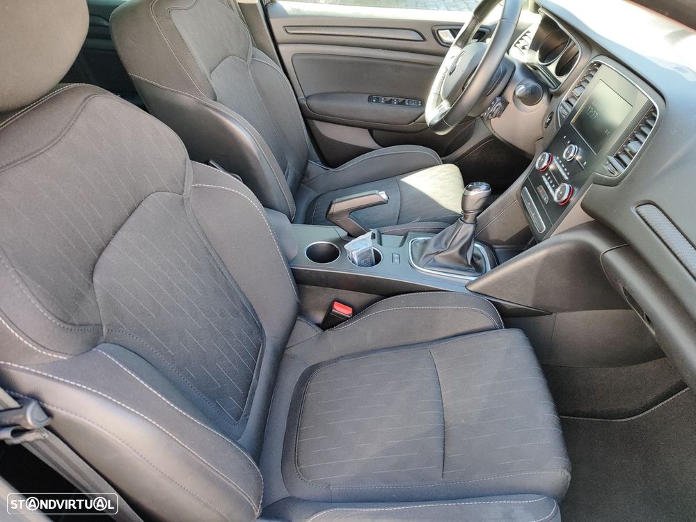 Renault Mégane Sport Tourer 1.5 Blue dCi Limited - 11