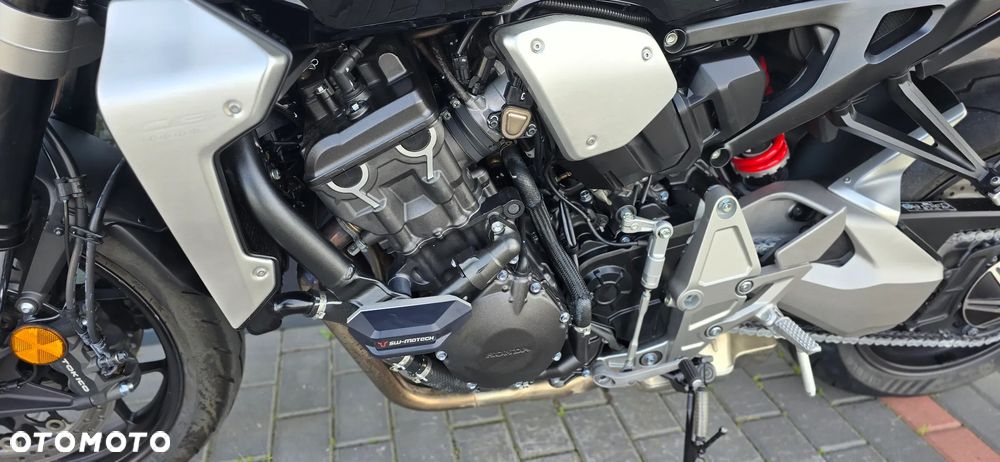 Honda CB - 33