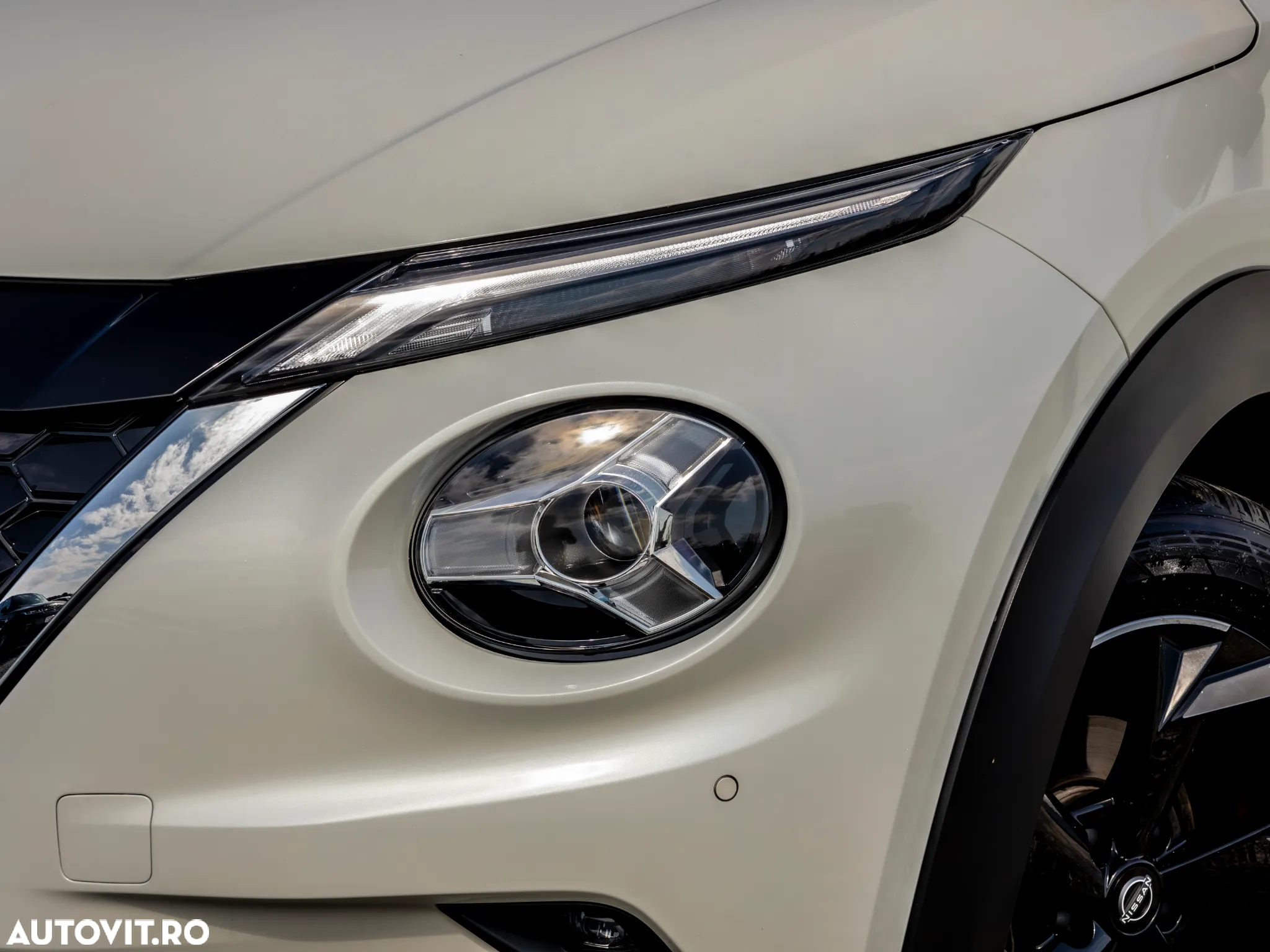 Nissan Juke Hybrid N-Connecta - 10